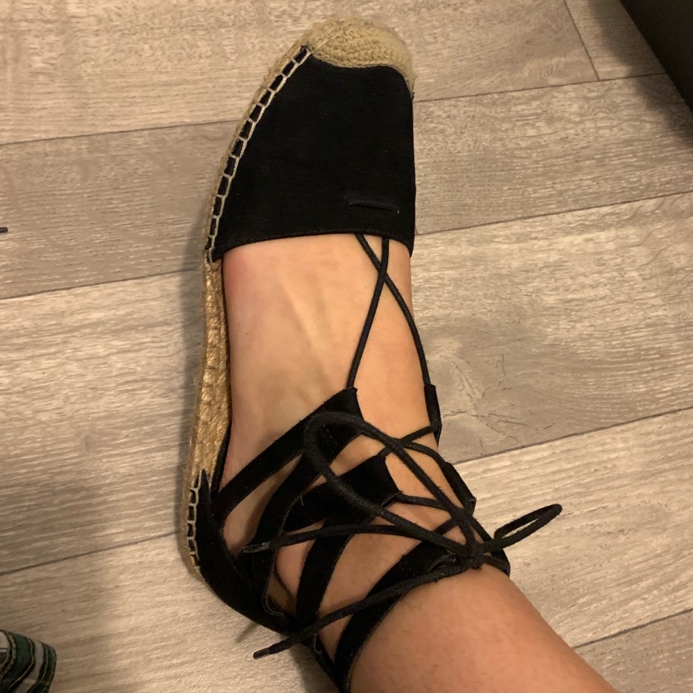Sandals size 9